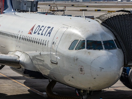 Berkshire Doubles Down on Delta as Airline Profits Rebound FinancialSumo