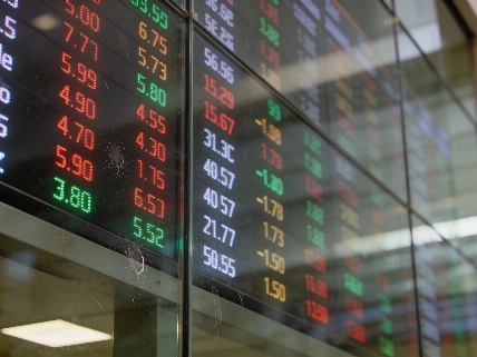 What's the Difference Between a Bull Market and a Bear Market? FinancialSumo