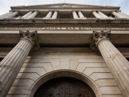 Bank of England faces mounting pressure over balance sheet risks FinancialSumo