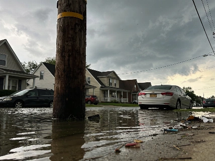 Severe Storms Threaten Southeast Wisconsin With Flooding and Power Risks FinancialSumo