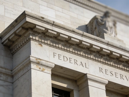 FOMC Minutes Show Inflation Concerns, But Rate Hikes Unlikely in 2026 FinancialSumo