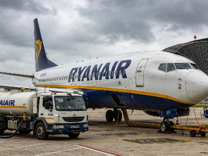 Ryanair warns of higher ticket prices if oil stays above one hundred dollars FinancialSumo