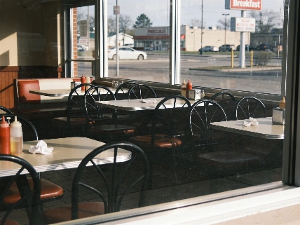 Cracker Barrel Sells Maple Street Biscuit, Closes 16 Locations FinancialSumo