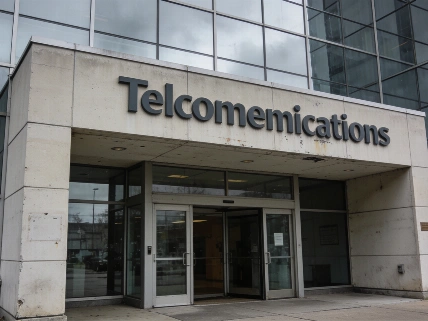 Telus dividend cut triggers stock slide as losses mount FinancialSumo