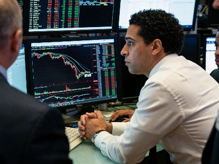 SpaceX Faces $100 Billion Share Unlock as Stock Sinks Below IPO FinancialSumo
