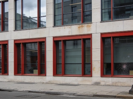 Santander Raises Interim Dividend 10% After Record Profit FinancialSumo