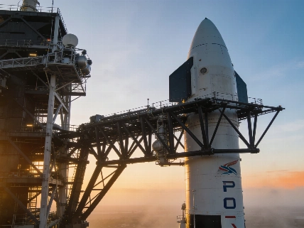 Trump's SpaceX Investment Raises Questions About Government Ties FinancialSumo
