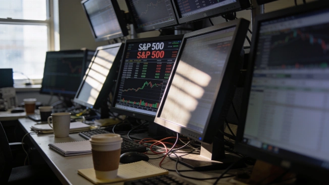 August Pullbacks: What History Tells Us About the S&P 500 FinancialSumo