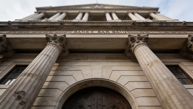 Bank of England faces mounting pressure over balance sheet risks FinancialSumo