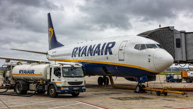 Ryanair warns of higher ticket prices if oil stays above one hundred dollars FinancialSumo