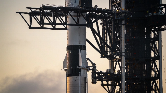 SpaceX Launches 24 Starlink Satellites, Expanding Global Internet Reach FinancialSumo