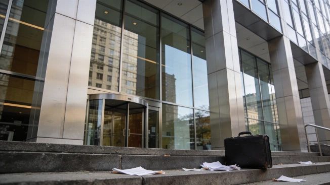 Jamie Dimon Issues Warning on Market Leverage Amid AI Stock Volatility FinancialSumo