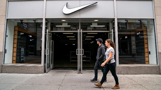 Nike Accelerates U.S. Store Closures Amid Sales Decline and Restructuring FinancialSumo