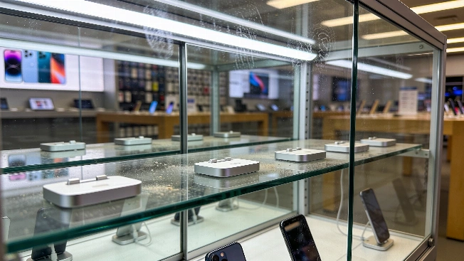 Apple Sets iPhone 18 Pro Launch for September With Foldable Debut FinancialSumo